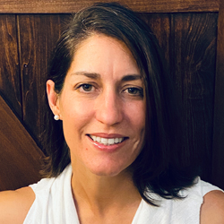 Amy Habing headshot