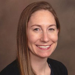 Sara Connolly headshot