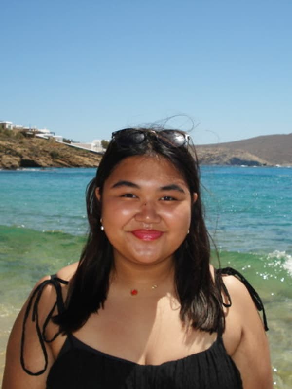 Amanda Sarrol Amanda Sarrol