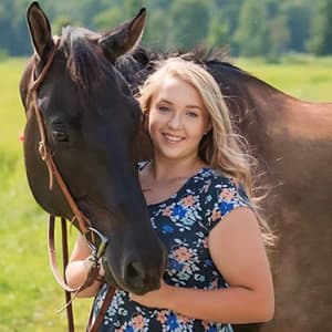 Megan Cochran with brown horse