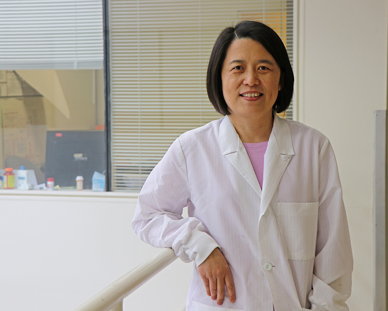 Dr. Wenyan Mei poses at the College of Veterinary Medicine.