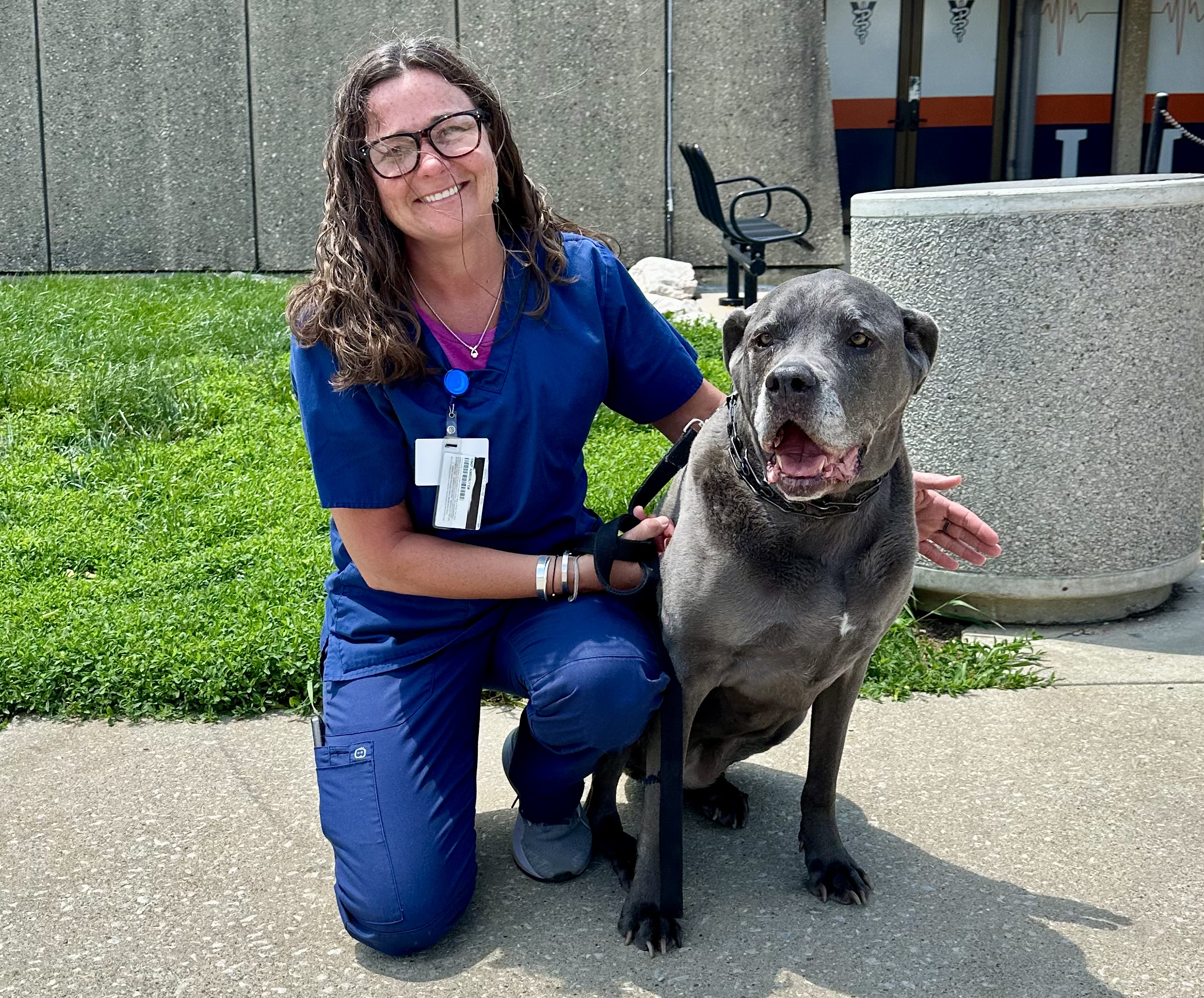 Kim Knap with a dog.