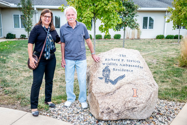 Dr. Julia Whittington poses with Wildlife Medical Clinic donor Richard Sivicek
